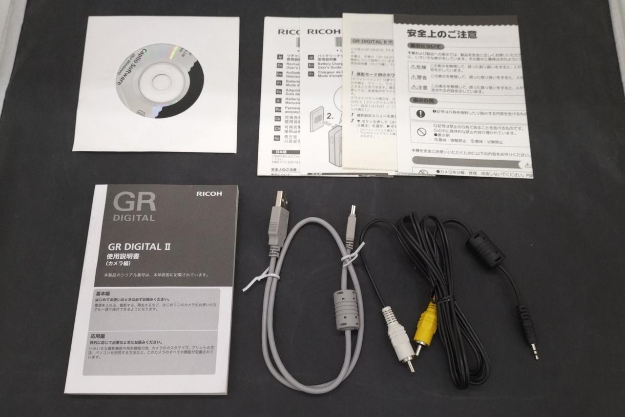 RICOH Digital Camera Number: GR DIGITAL II w/box Used in RICOH Digital Camera Number: GR DIGITAL II w/box Used in