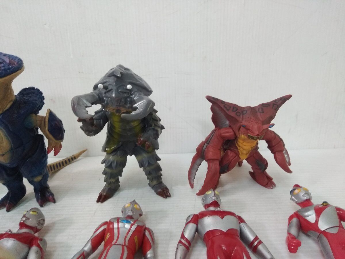 Rare Lots Ultraman Figures Soft Vinyl Ultraman & Monster 25 Set Used in Japan