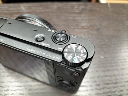 SONY Digital Camera Model number: DSC-RX100 Used in Japan