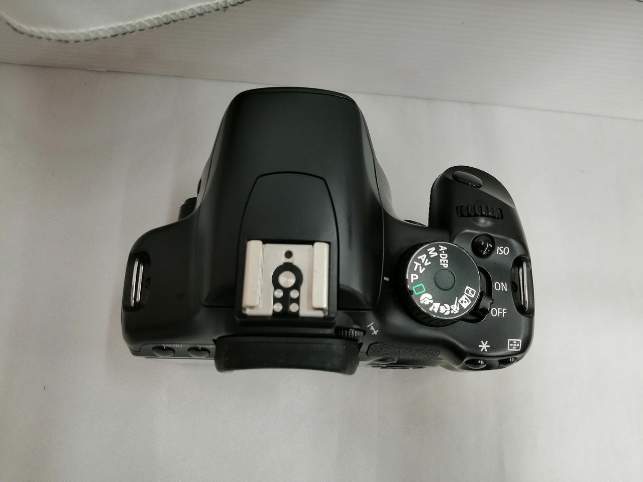 Canon Model number：EOS KISS X2 Double Zoom Kit Digital Camera