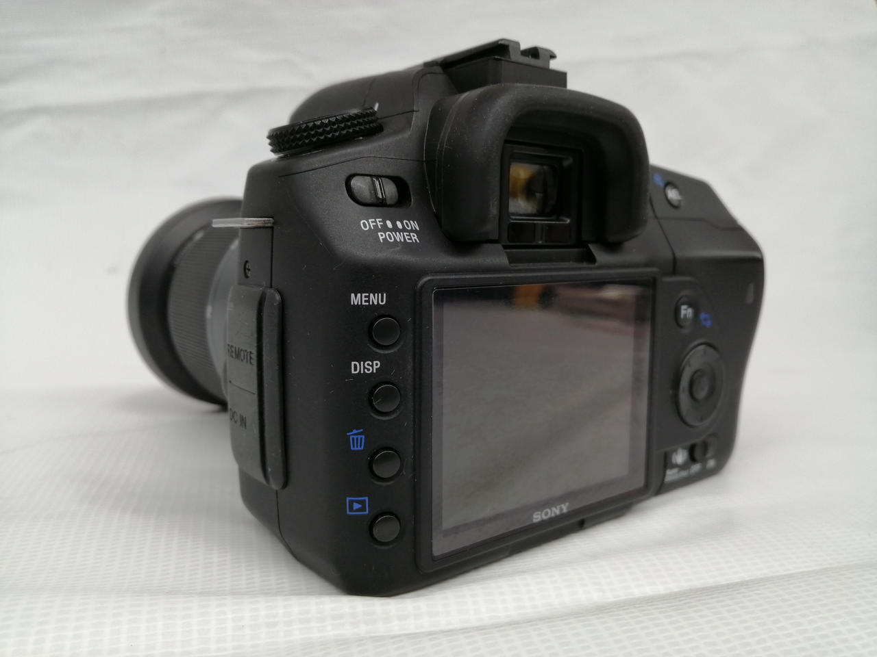 Sony Model Number：DSLR-A200 Digital camera Used in Japan