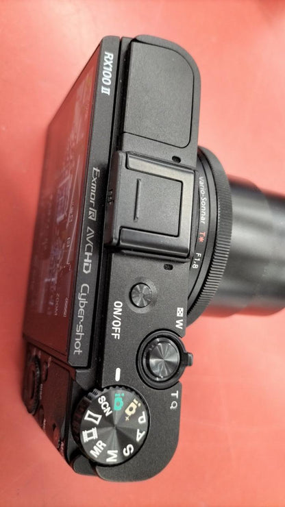 Sony Compact Digital Camera Model number: DSC-RX100M2 Used in Japan