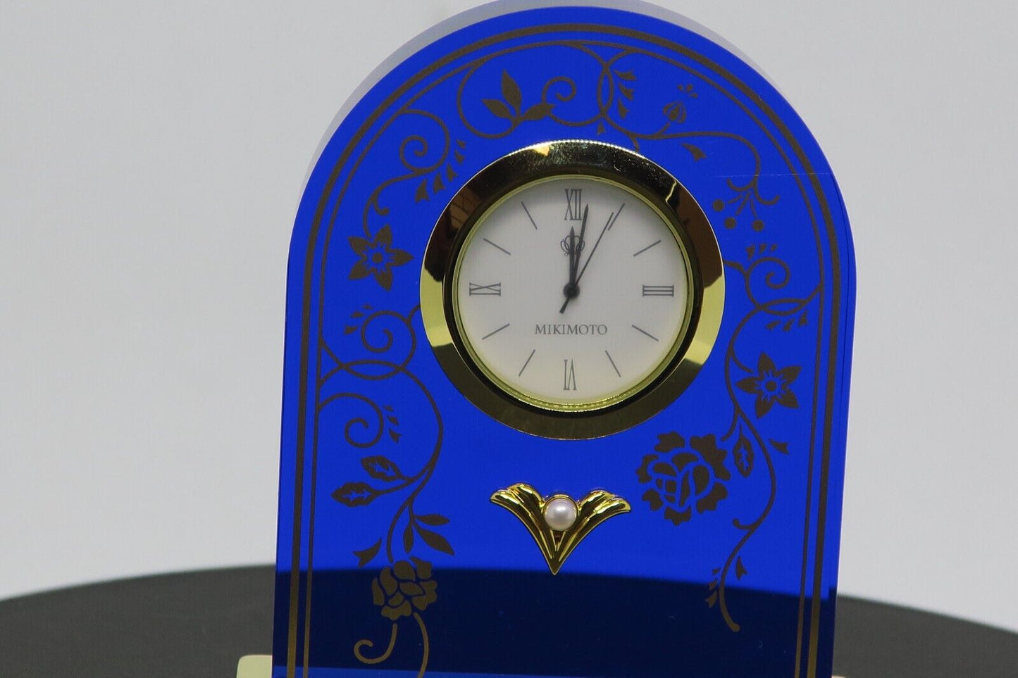 Mikimoto International Rose Pattern Clock Blue NNS-507BE Used in Japan