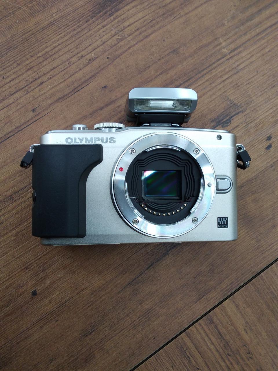 OLYMPUS Model number：E-PL5 SLR PEN LIGHT Digital Camera Used in Japan