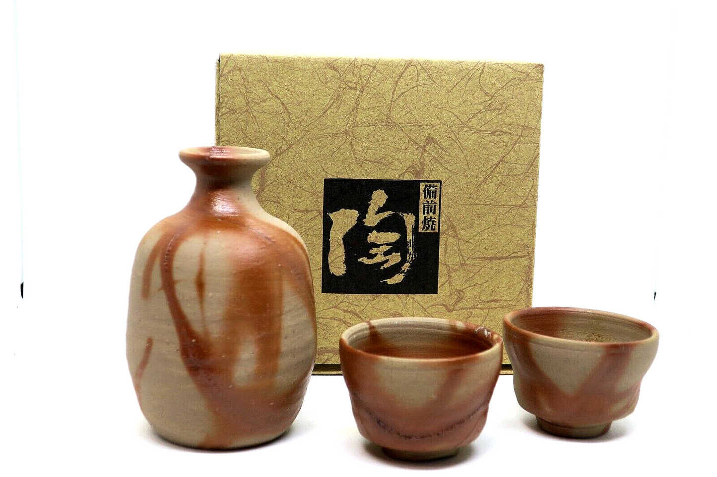 Japanese tokkuri sake bottle and sake cups set Bizen ware From Japan