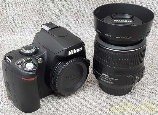 Nikon Model number: D40 Digital SLR Camera Used in Japan