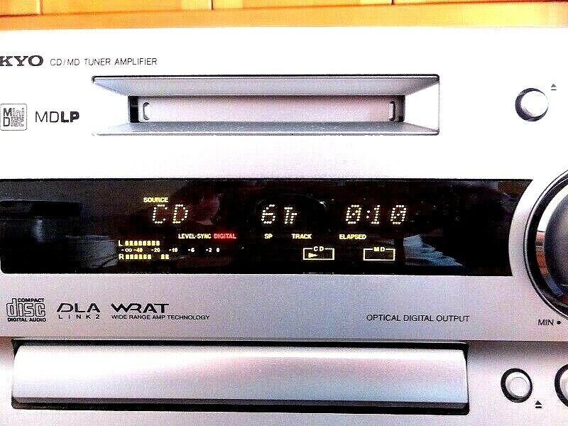 Near Mint Japan ONKYO FR-7GX CD MD tuner amplifier with remote 