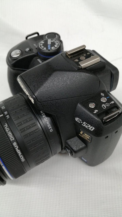 OLYMPUS Model number：E-52 Digital SLR Camera/Lens Used in Japan