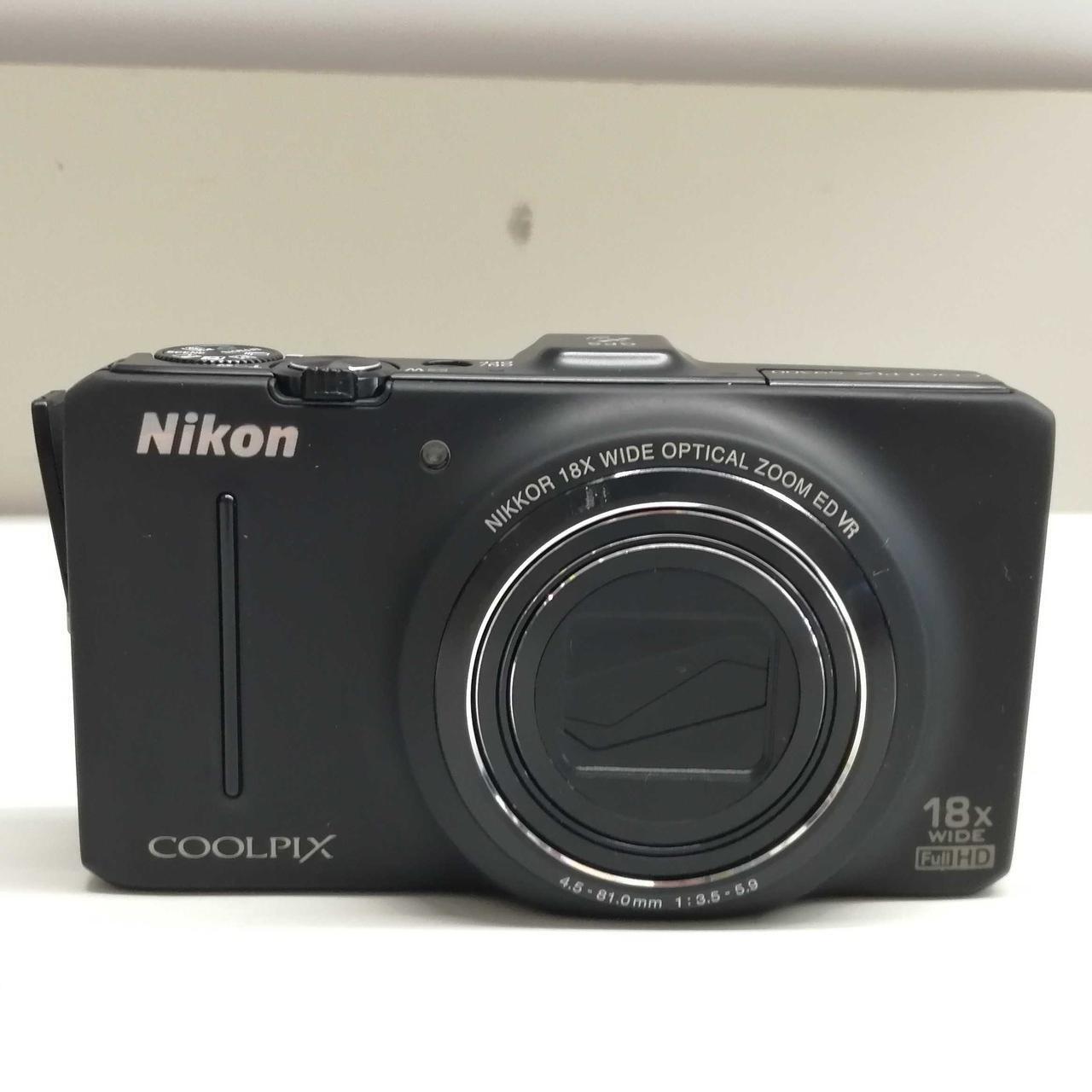 Nikon Compact Digital Camera Model number: COOLPIX S9300 Used in Japan