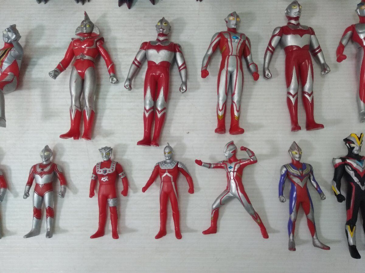 Rare Lots Ultraman Figures Soft Vinyl Ultraman & Monster 25 Set Used in Japan