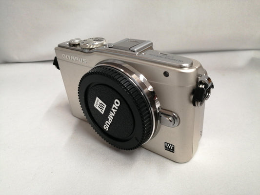 OLYMPUS Model number：E-PL6 Mirrorless SLR Lens Kit Digital Camera Used in Japan