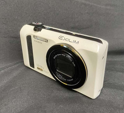 CASIO Model number: EX-ZR100 Compact Digital Camera Used in Japan