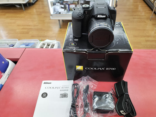 Nikon COOLPIX B700 Digital Camera Used in Japan