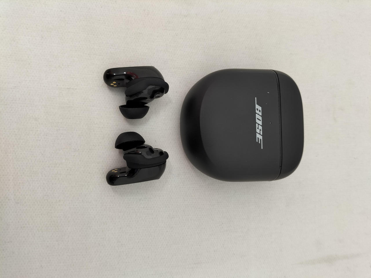 BOSE QUIETCOMFORT ULTRA EARBUDS BT earphones Used in Japan