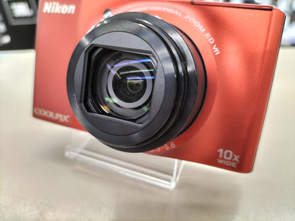 NIKON Digital Camera Model number: COOLPIX S8000 Used in Japan