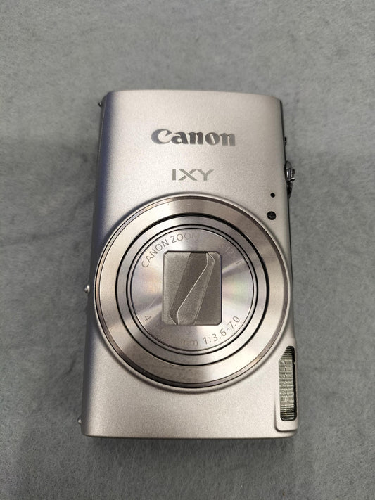 Canon Digital camera Model number: IXY650  Used in Japan