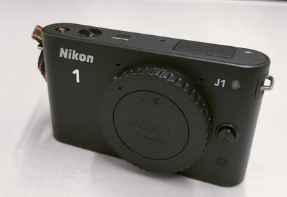 Near Mint Nikon Model Number: 1 J1 Digital Camera