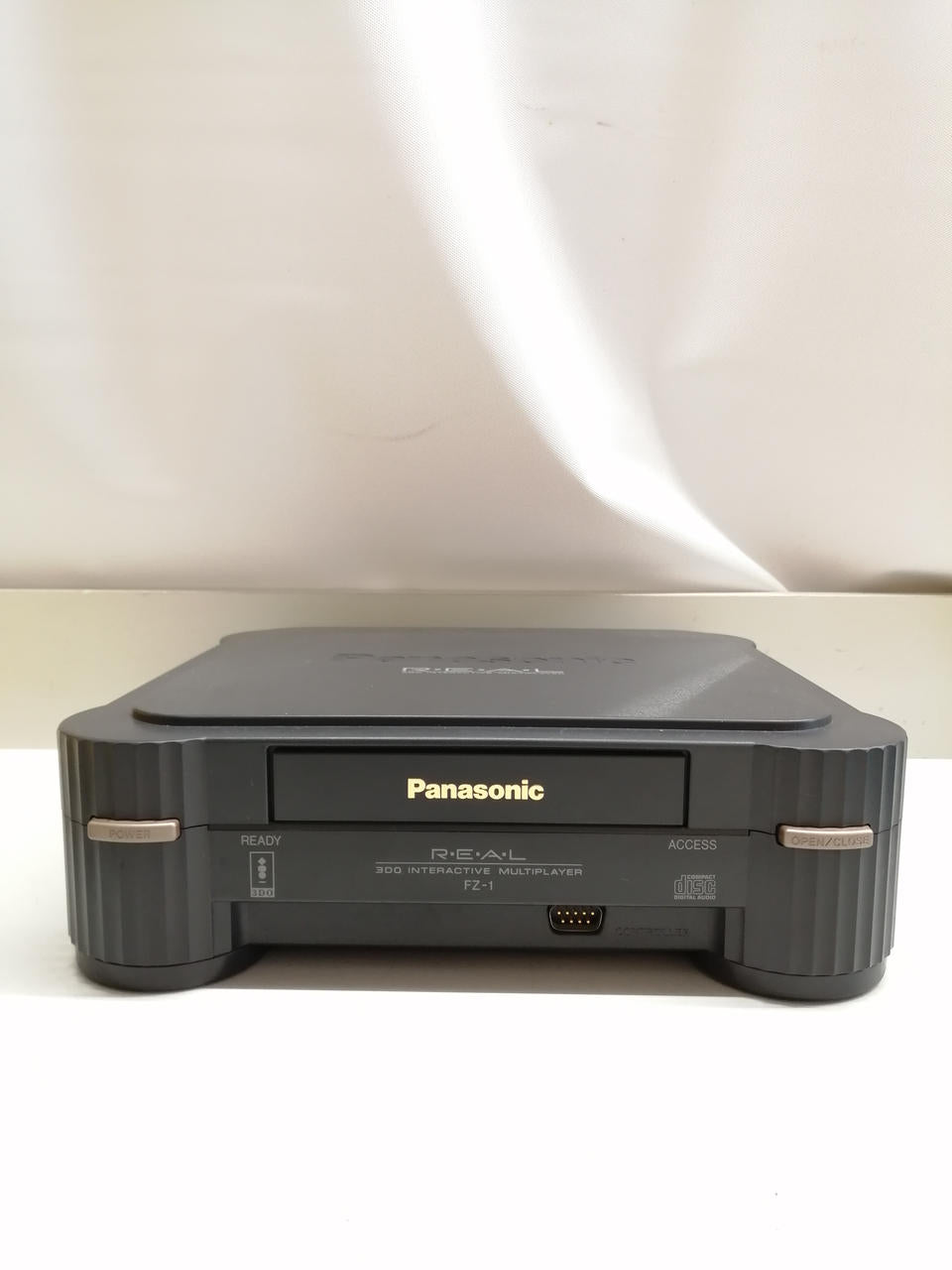 Rare 3DO Panasonic FZ-1 Game Console Used in Japan