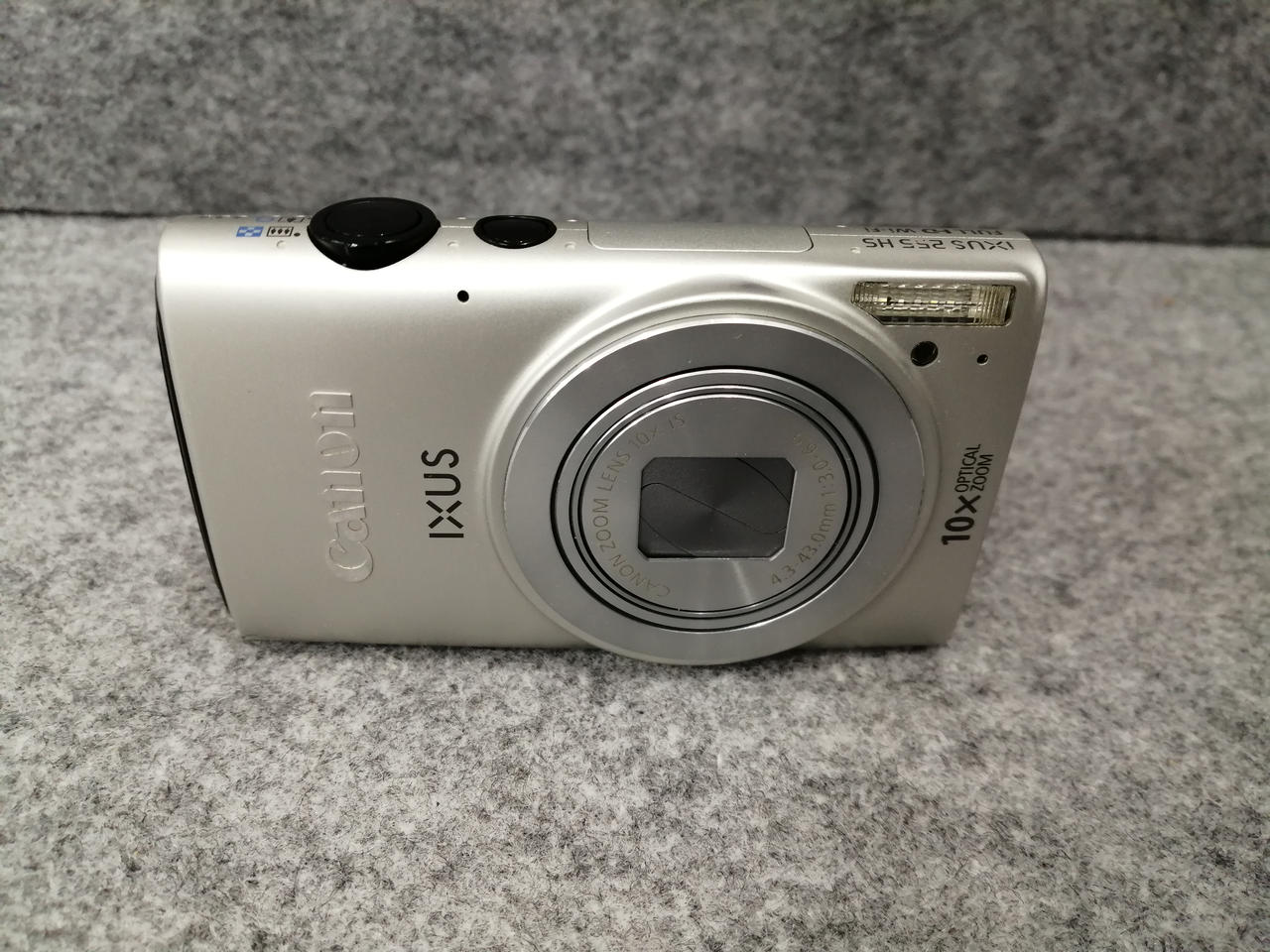 CANON Digital Camera Model number: IXUS255HS Used in Japan