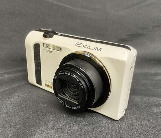 CASIO Model number: EX-ZR100 Compact Digital Camera Used in Japan