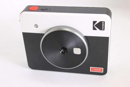 KODAK Model number: MINI SHOT3 C300R Compact Digital Camera Used in Japan