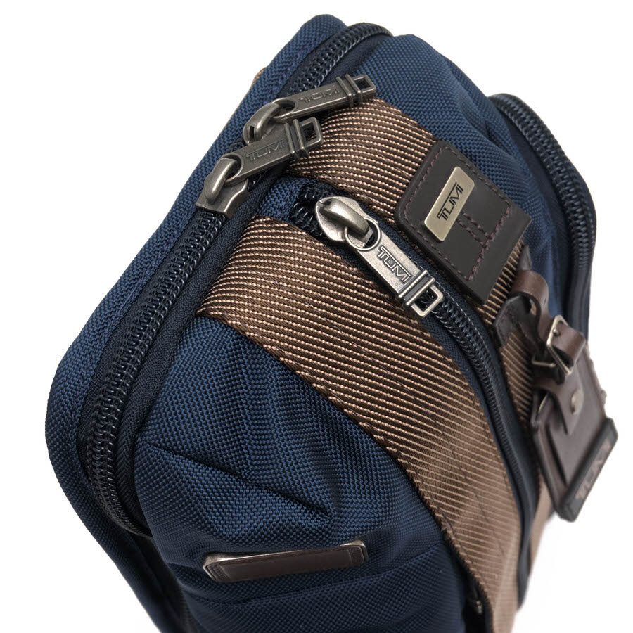 Tumi Saratoga TUMI 222318NVY2 ALPHA BRAVO Monterey Sling Shoulder