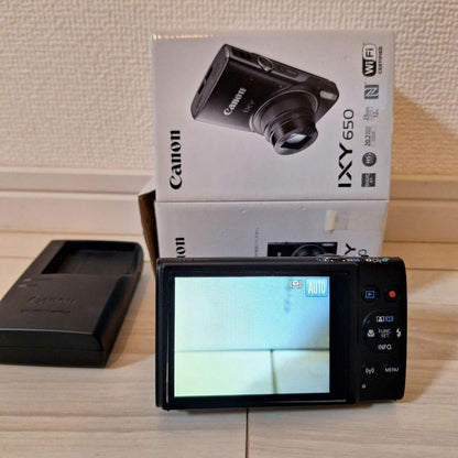 Canon IXY650 digital camera with SD card Uded in Japan